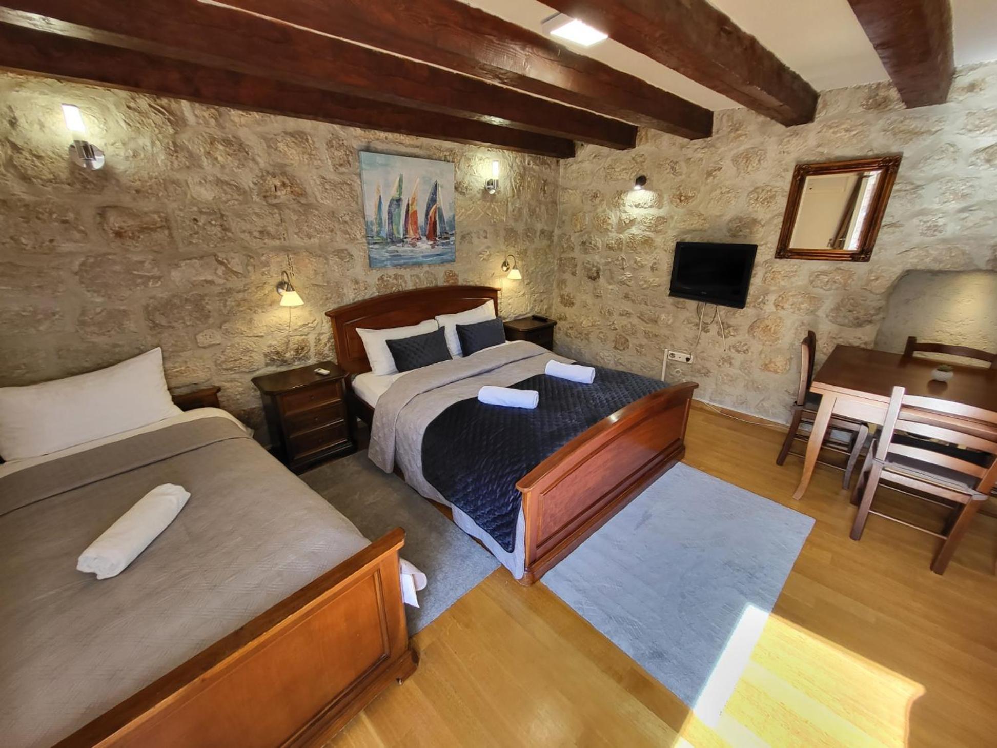 Exclusive Apartment *