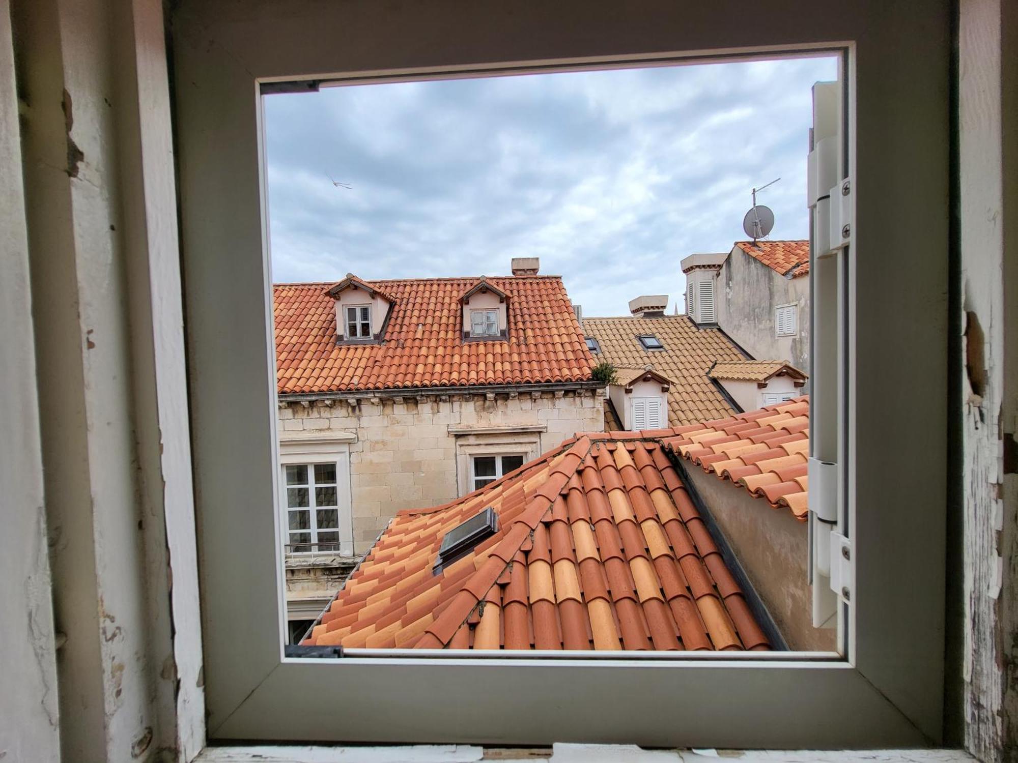 Exclusive Apartment *